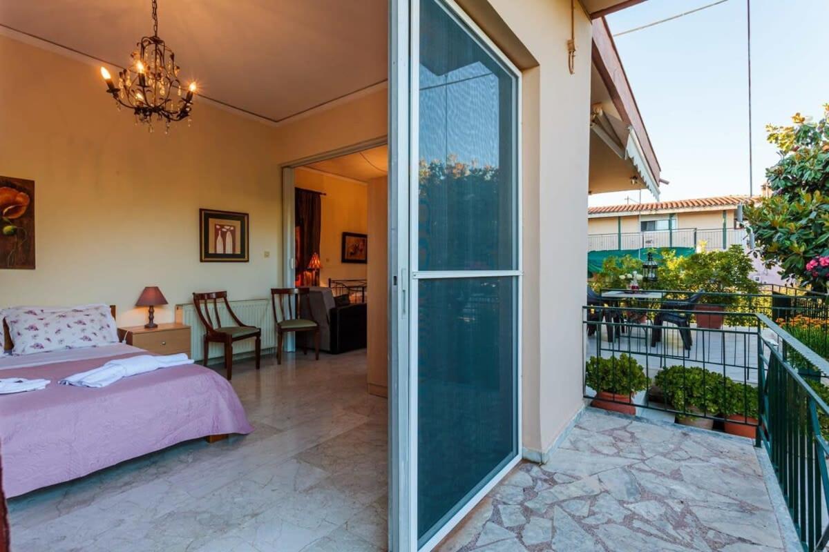 Stylish Seaside Home - Fully Equipped, Big Terrace Kalamata Exterior foto